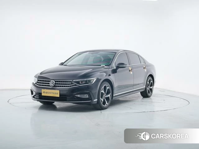 Volkswagen Magotan 2024 Черный из Китая, фото 5
