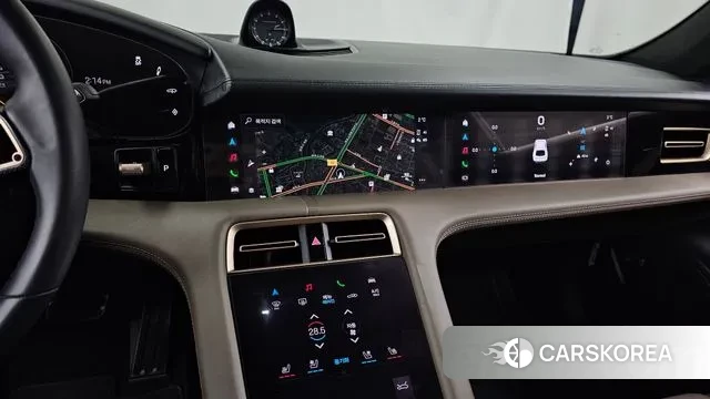 Porsche Taycan 2023 Черный из Кореи, фото 5