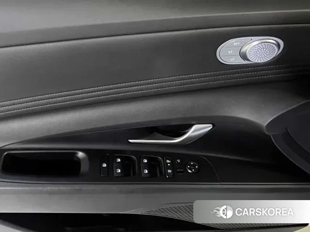 Hyundai The New Avante (CN7) 2023 Белый из Кореи, фото 5