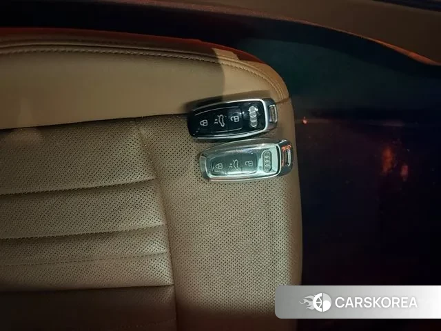 Audi A6 (C8) 2021 Белый из Кореи, фото 5