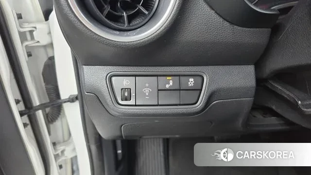 Kia The New K3 2nd generation 2022 Белый из Кореи, фото 5