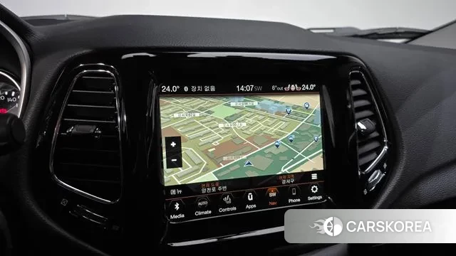 Jeep Compass 2nd Generation 2021 Белый из Кореи, фото 5