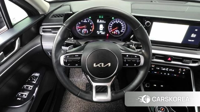 Kia K5 3rd generation 2022 Черный из Кореи, фото 5