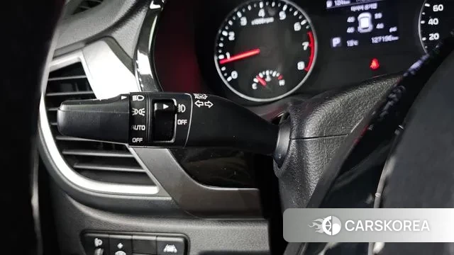 Kia Seltos 2021 Белый из Кореи, фото 5