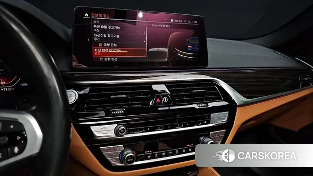 BMW 5 Series (G30) 2021 Синий из Кореи, фото 5