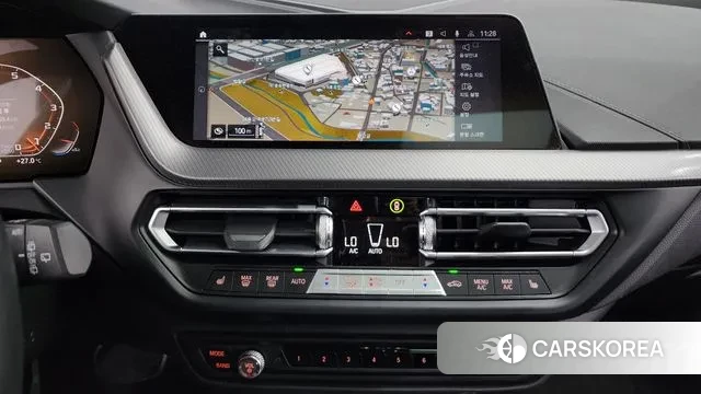 BMW 1 Series (F40) 2022 Зеленый из Кореи, фото 5