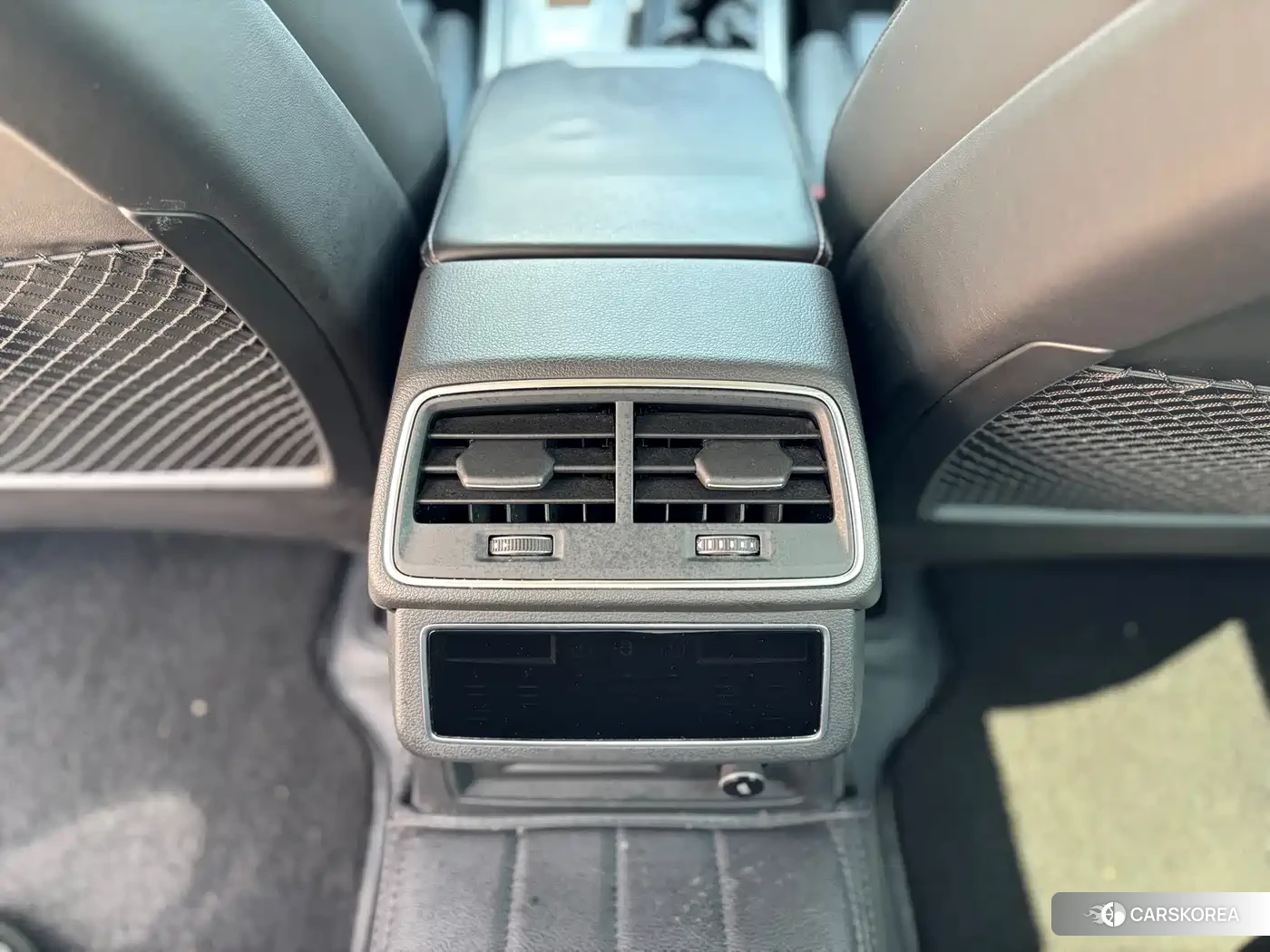 Audi A6L 2023 Черный из Китая, фото 5