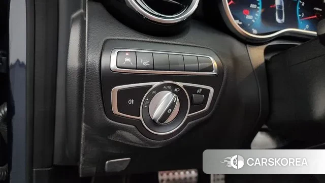 Mercedes-Benz C-Class W205 2020 Синий из Кореи, фото 5