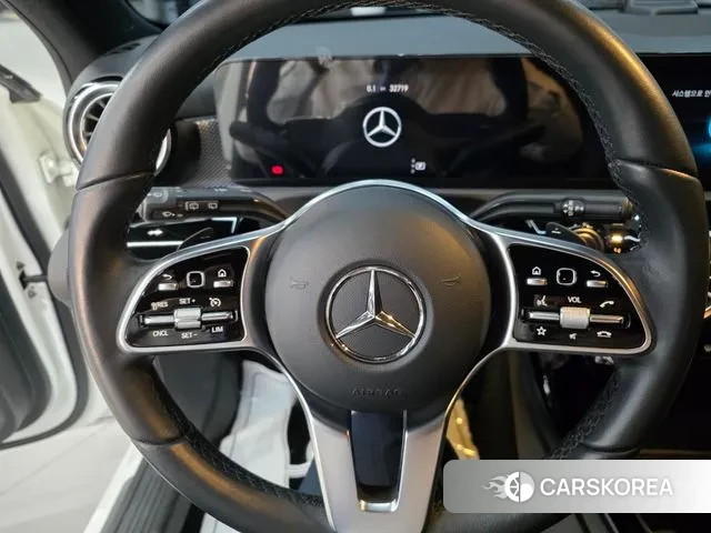 Mercedes-Benz A-Class W177 2021 Белый из Кореи, фото 5