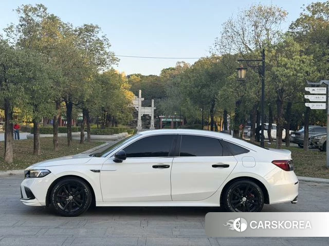 Honda Civic 2023 Белый из Китая, фото 5