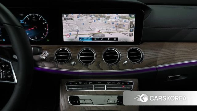 Mercedes-Benz E-Class W213 2023 Белый из Кореи, фото 5