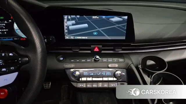 Hyundai Avante (CN7) 2022 Светло-серебряный цвет из Кореи, фото 5