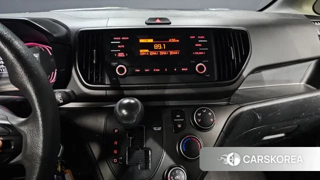 Kia The New Kia Ray 2023 Белый из Кореи, фото 5