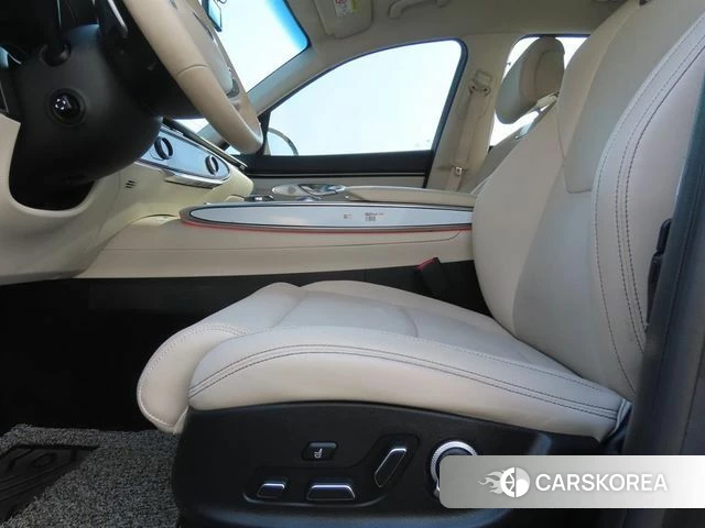 Genesis GV70 2022 Серый из Кореи, фото 5