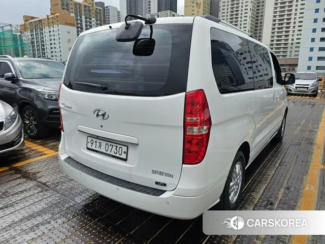 Hyundai The New Grand Starex 2018 Белый из Кореи, фото 5