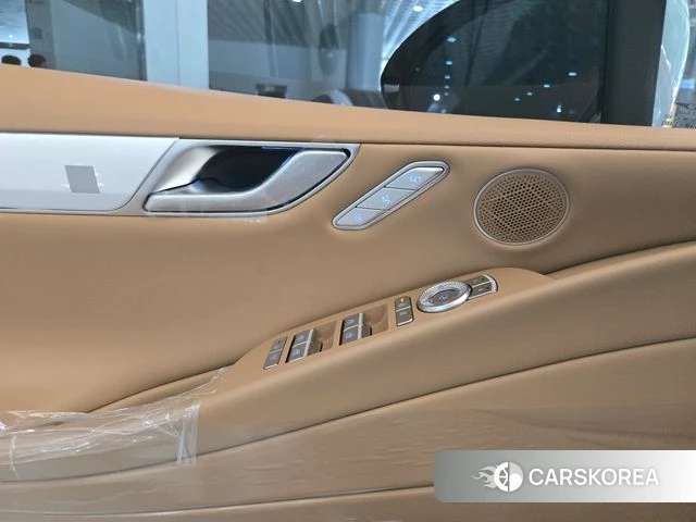 Genesis G80 (RG3) 2026 Белый из Кореи, фото 5