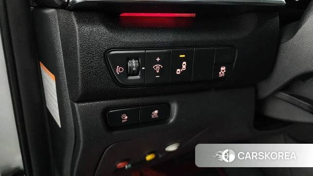 Kia Niro Plus 2022 Серебряный из Кореи, фото 5