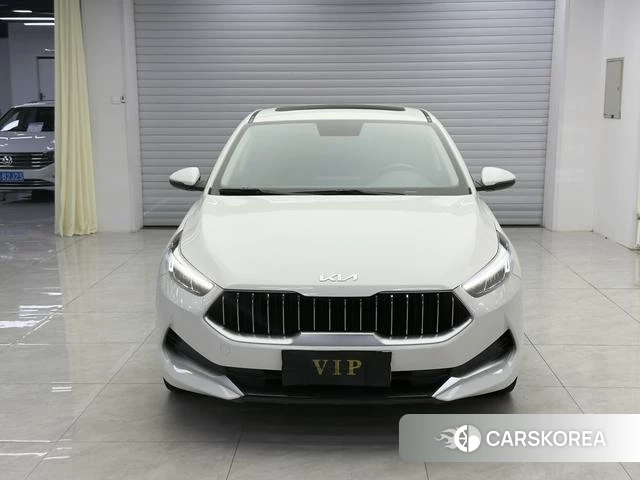 Kia K3 2022 Белый из Китая, фото 5