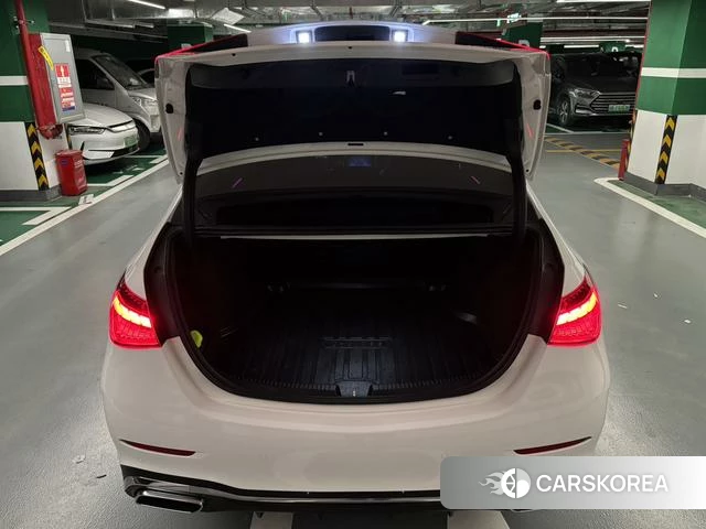 Mercedes-Benz Class C 2022 Белый из Китая, фото 5