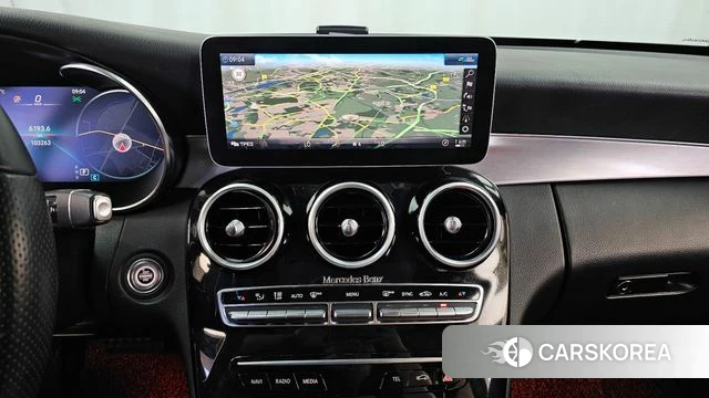 Mercedes-Benz C-Class W205 2020 Белый из Кореи, фото 5