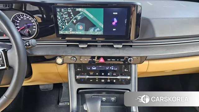 Kia Carnival 4th generation 2022 Серебряный из Кореи, фото 5