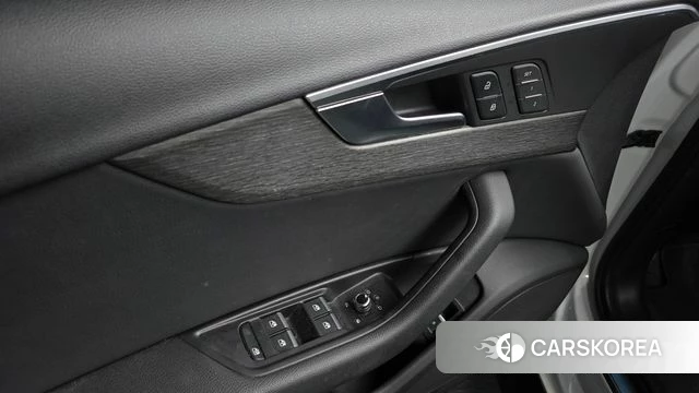 Audi A4 (B9) 2018 Белый из Кореи, фото 5