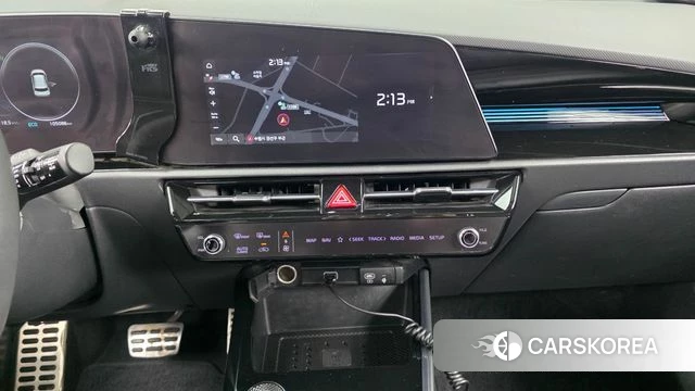 Kia Di Ol Nu Niro 2022 Белый из Кореи, фото 5
