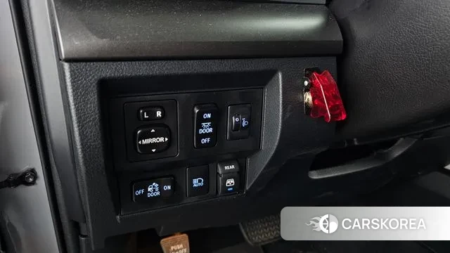 Toyota Tundra 2018 Серебристо-серый из Кореи, фото 5