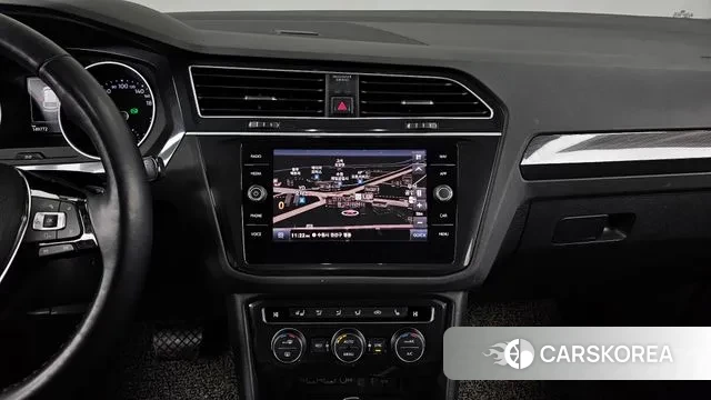 Volkswagen Tiguan second Generation 2018 Черный из Кореи, фото 5