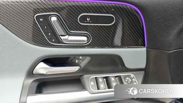 Mercedes-Benz GLA - Class H247 2023 Синий из Кореи, фото 5