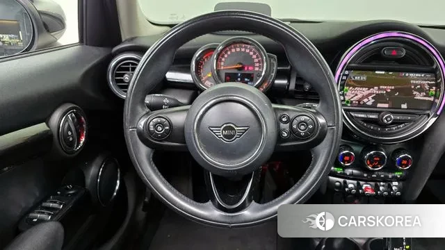 Mini Cooper 2019 Жемчужный цвет из Кореи, фото 5
