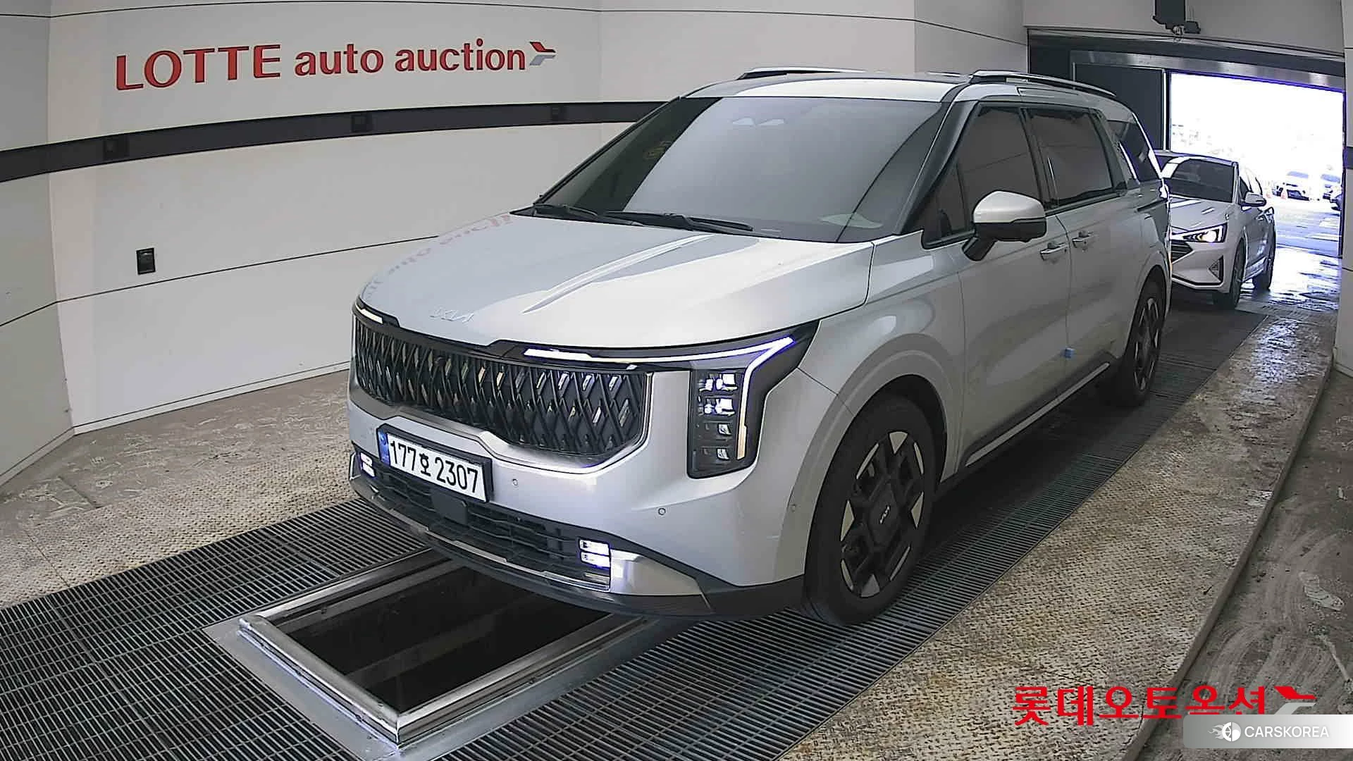 Kia Carnival Hybrid 2024 Другое из Кореи, фото 5