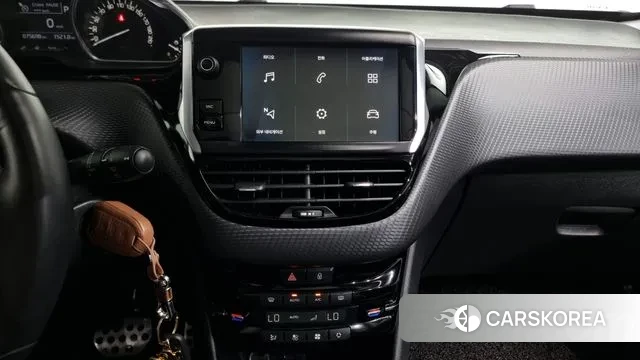 Peugeot 2008 2019 Белый из Кореи, фото 5