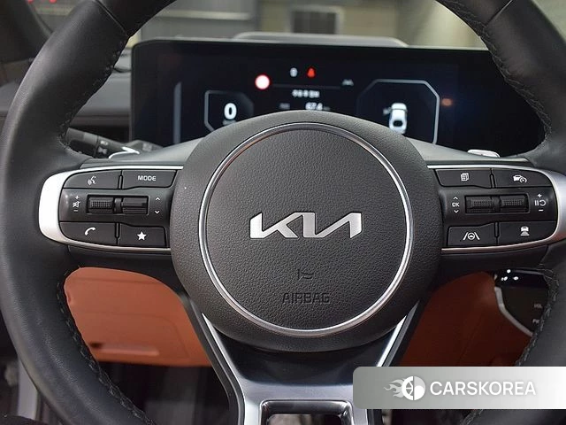 Kia The New K5 Hybrid 3rd generation 2024 Жемчужный цвет из Кореи, фото 5