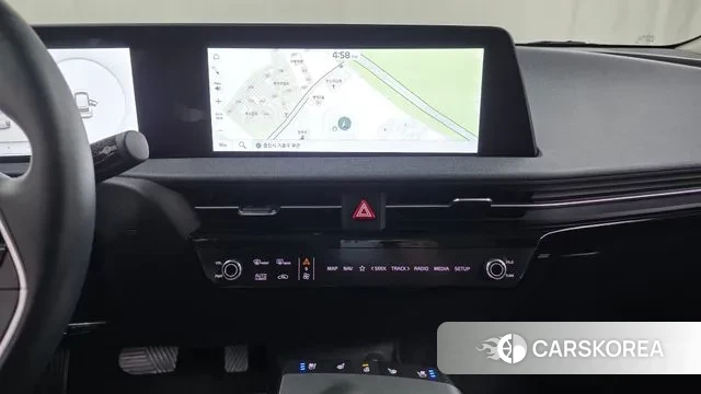 Kia EV6 2023 Серый из Кореи, фото 5