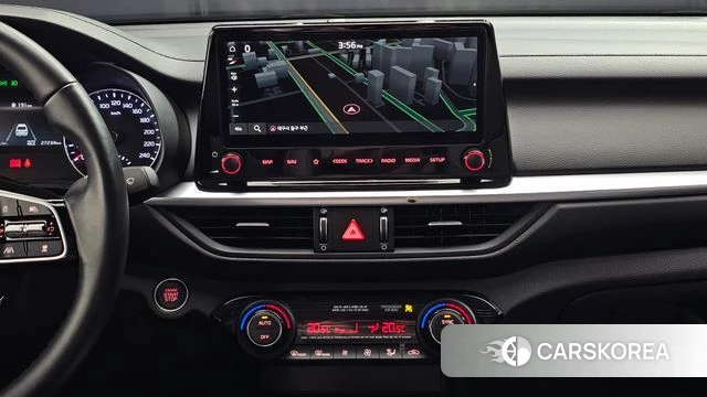 Kia The New K3 2nd generation 2022 Белый из Кореи, фото 5