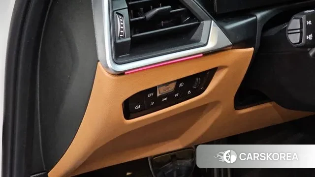 BMW 3 Series (G20) 2023 Белый из Кореи, фото 5