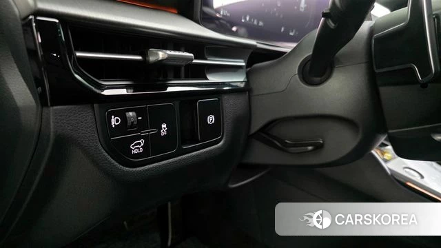 Kia The New Sportage 5th Generation 2025 Серебристо-серый из Кореи, фото 5