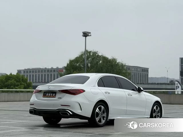 Mercedes-Benz Class C 2022 Белый из Китая, фото 5