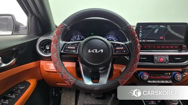 Kia The New K3 2nd generation 2021 Белый из Кореи, фото 5