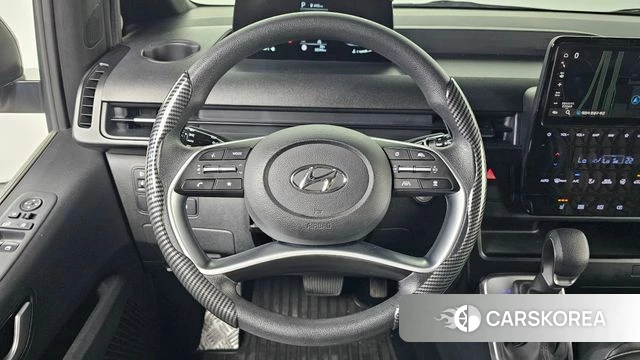 Hyundai Staria 2023 Белый из Кореи, фото 5