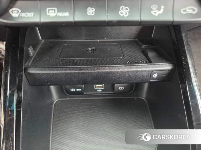 Kia The New K3 2nd generation 2023 Белый из Кореи, фото 5