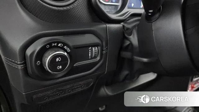 Jeep Wrangler (JL) 2024 Светло-зеленый из Кореи, фото 5