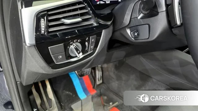 BMW 5 Series (G30) 2021 Черный из Кореи, фото 5