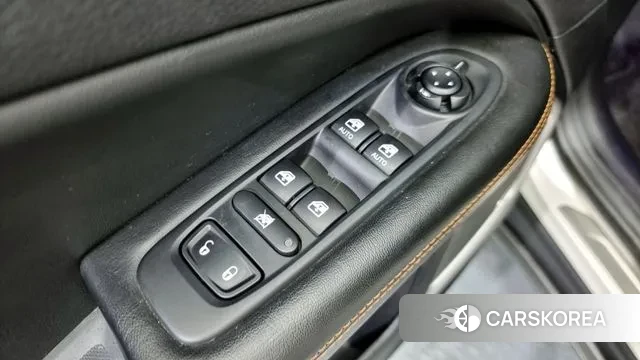 Jeep Compass 2nd Generation 2018 Белый из Кореи, фото 5
