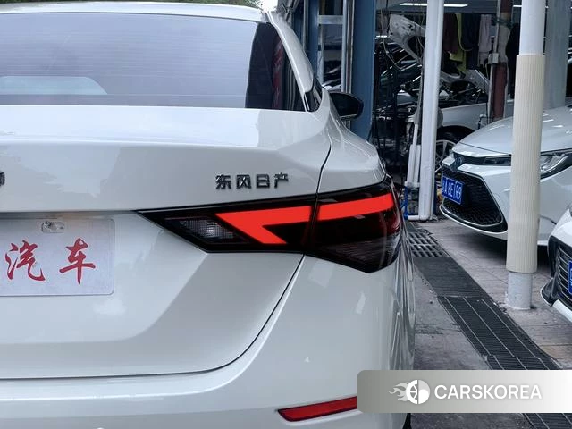 Nissan Xuan Yi 2023 Белый из Китая, фото 5