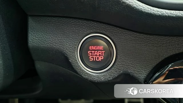 Kia The New K3 2nd generation 2023 Белый из Кореи, фото 5