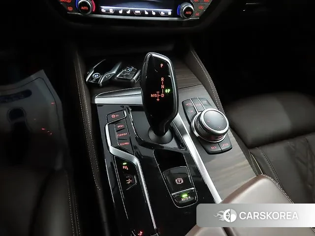 BMW 6 Series GT (G32) 2022 Белый из Кореи, фото 5