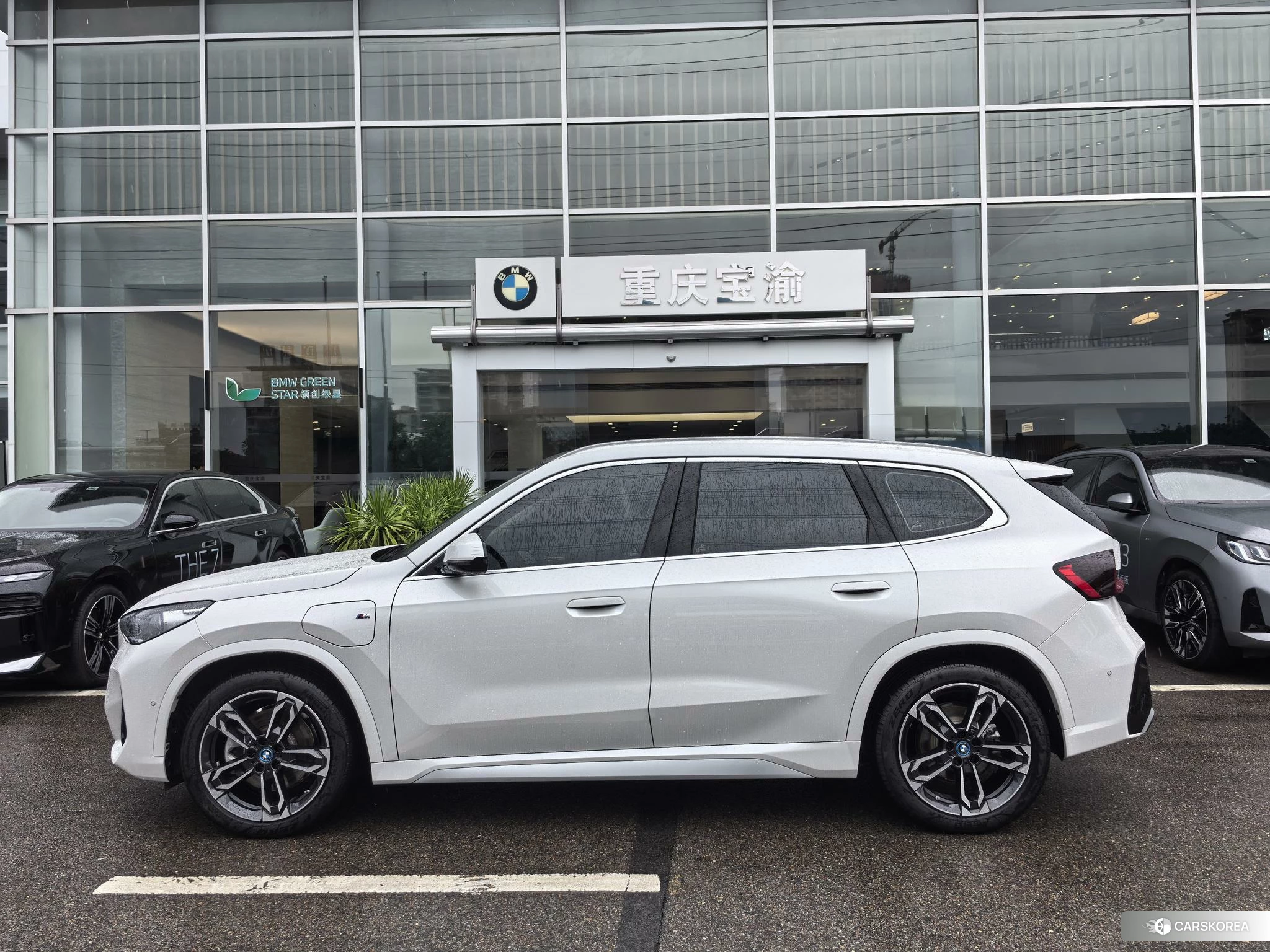 BMW iX1 2023 Белый из Китая, фото 5