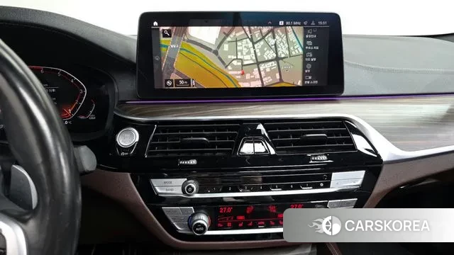 BMW 5 Series (G30) 2021 Серый из Кореи, фото 5